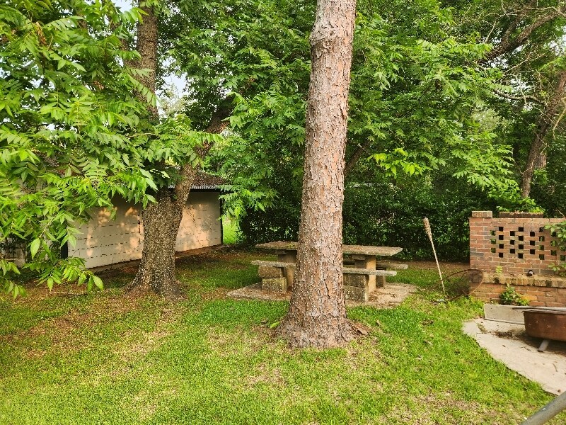 Building Photo - 440 Cinderella Ln SE