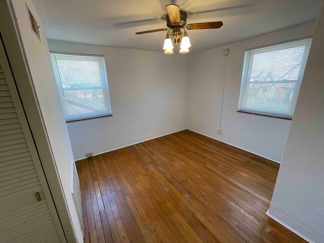 Building Photo - 1428 Terrace Dr
