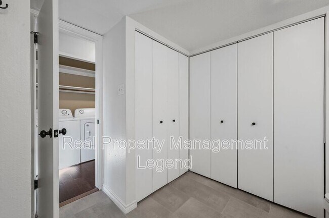 Building Photo - 5740 Martel Ave