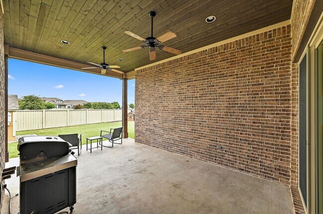 Building Photo - Retreat to Luxury in One of Santa Rita Ran...