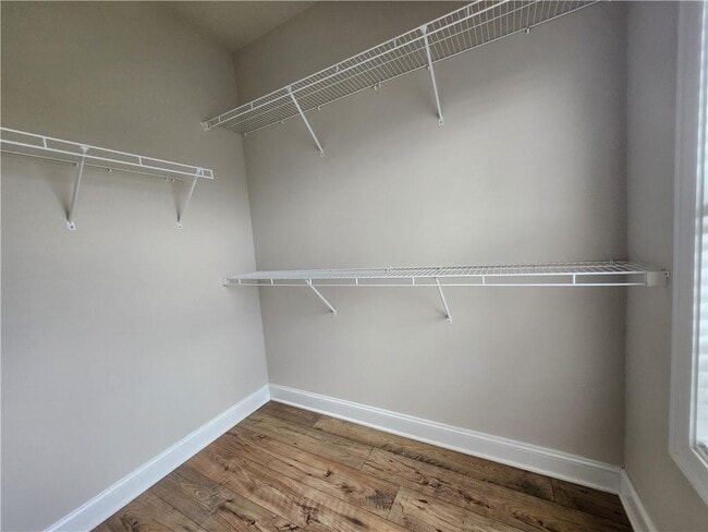 Building Photo - 1323 Faircrest Wy