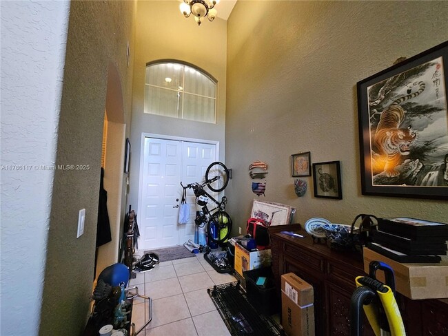 Building Photo - 4653 NW 94th Pl