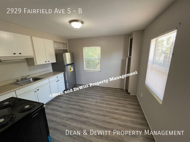Building Photo - 2929 Fairfield Ave S