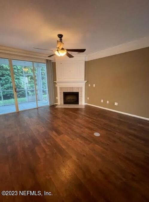Building Photo - 11043 Castlemain Cir E