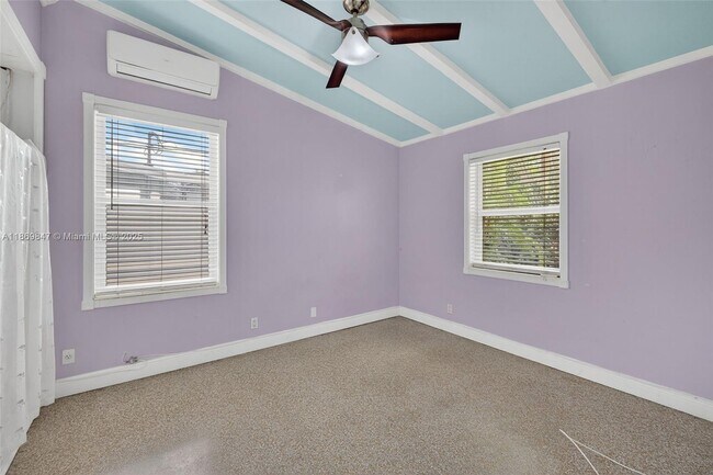 Building Photo - 2606 Gulfstream Ln