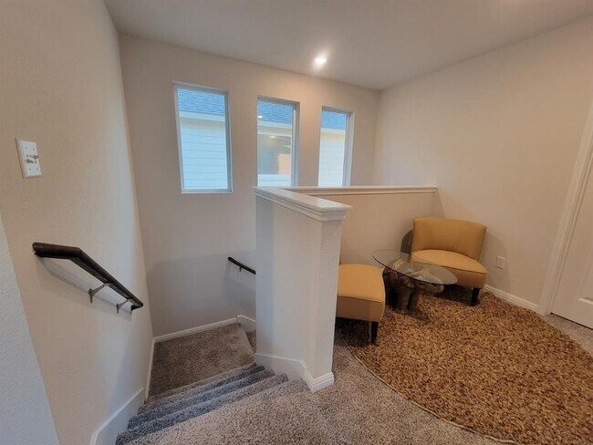 Building Photo - 138 Sawtooth Mountain Way