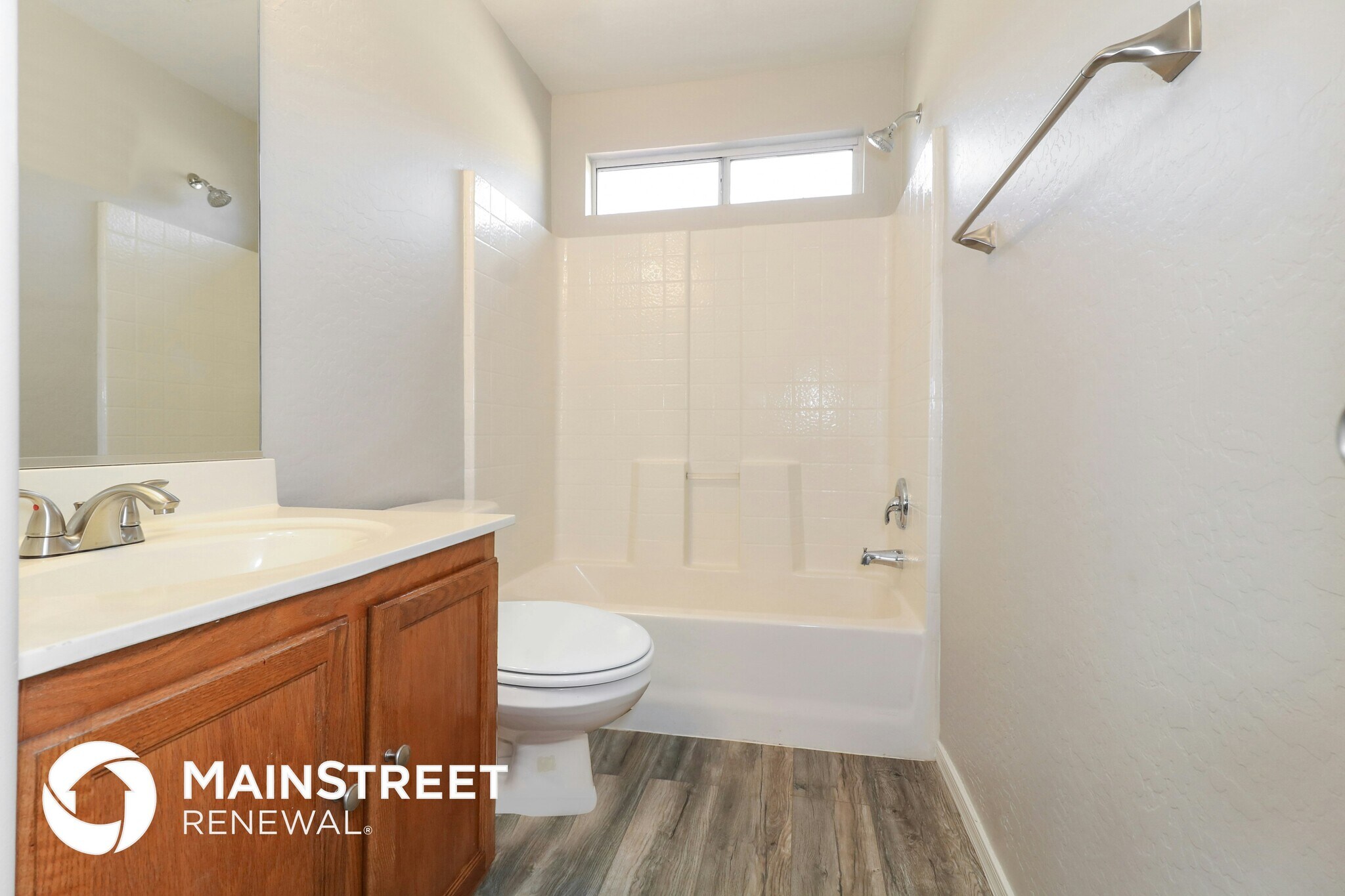 Building Photo - 11825 W Altadena Ave