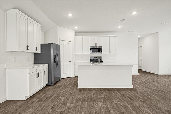 Building Photo - 1015 Blue Stone Dr