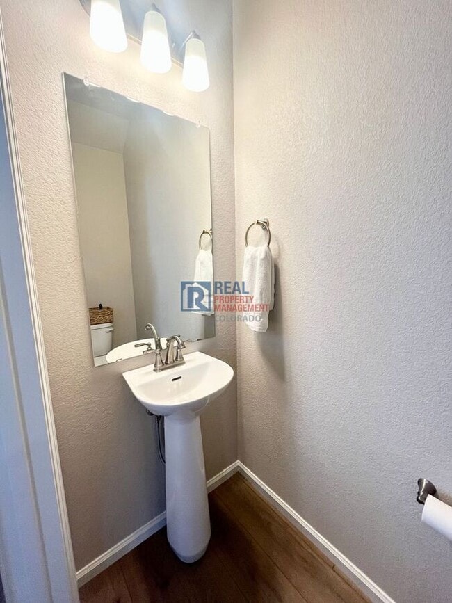 Building Photo - 9274 Tungsten Hts