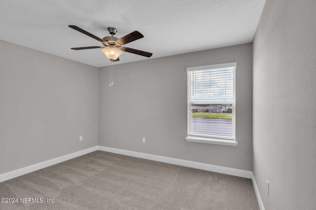 Building Photo - 660 Narvarez Ave