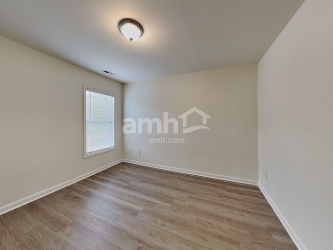 Building Photo - 3204 Neuse Crossing Dr