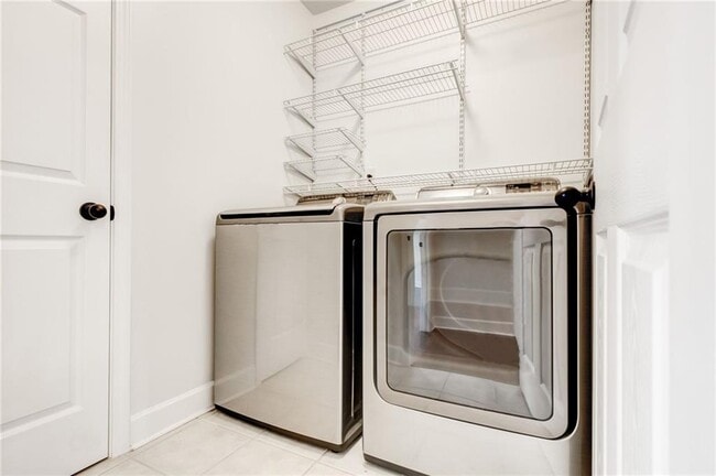 Building Photo - 3304 Ferncliff Ct