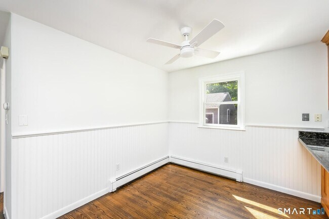 Building Photo - 26 Lenox Ave