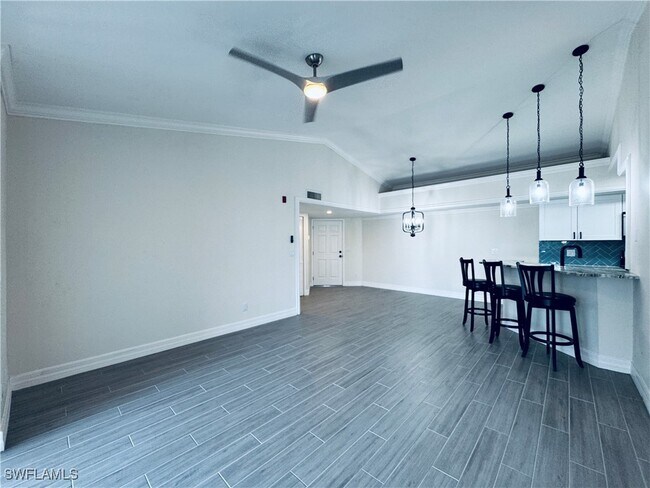 Building Photo - 13535 Eagle Ridge Dr