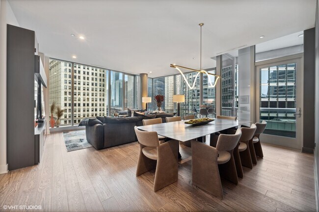 Building Photo - 403 N Wabash Ave