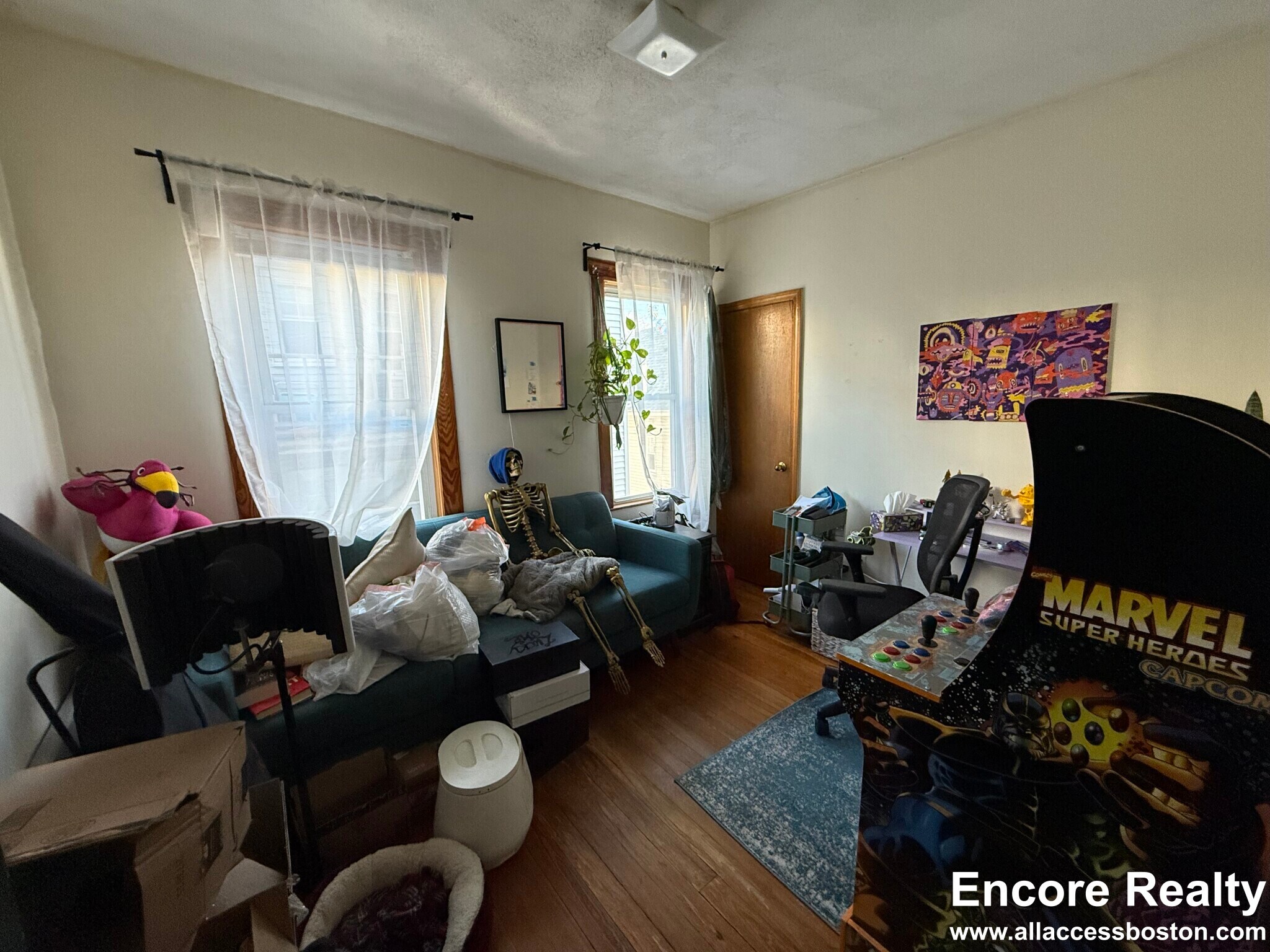 Building Photo - 331 Faneuil St