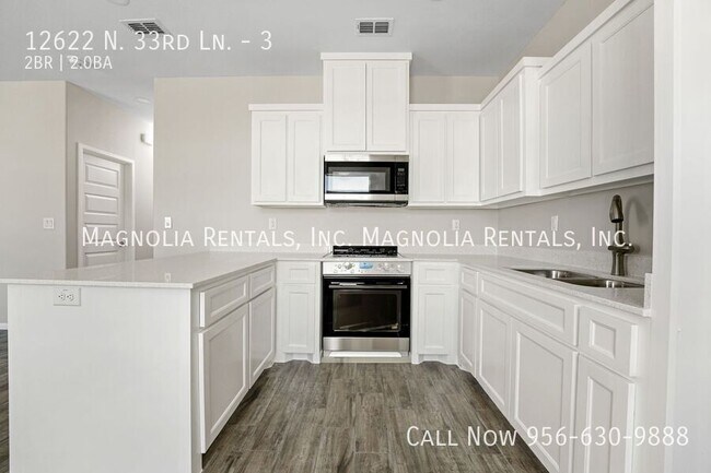 Building Photo - 12622 N 33rd Ln