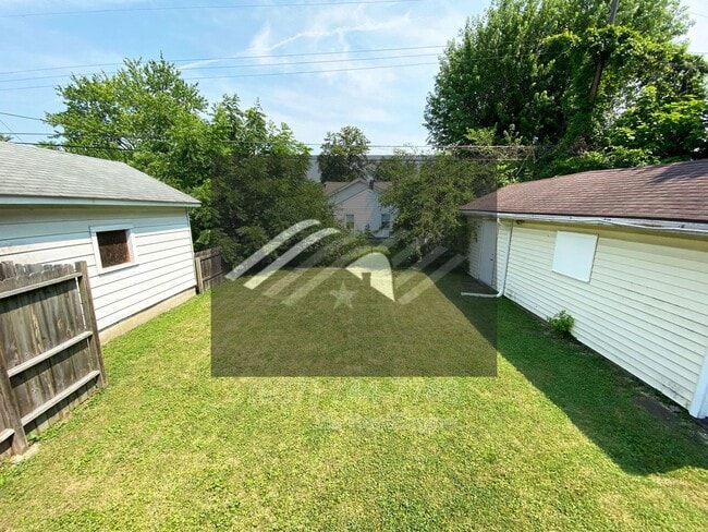 Building Photo - 115 Northwood Ave