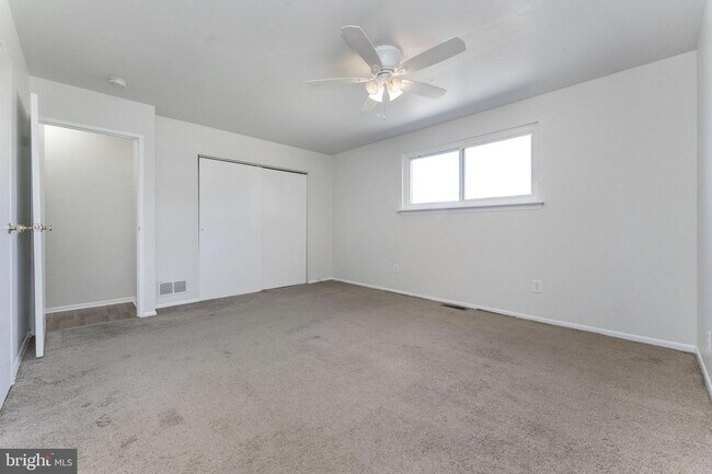 Building Photo - 222 Stony Way
