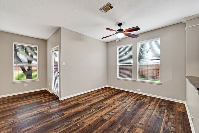 Building Photo - 5403 Canyon Hollow Dr