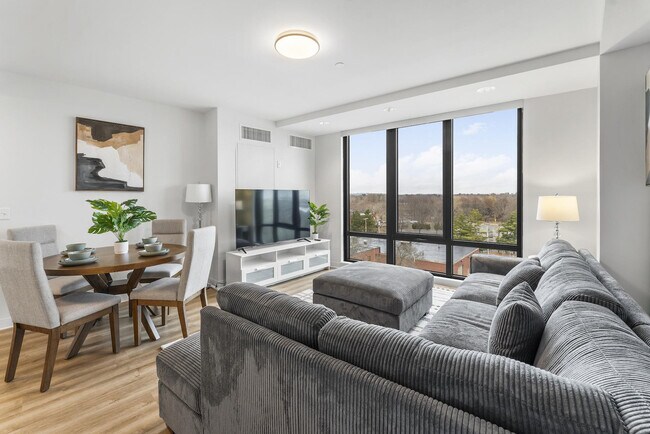 Building Photo - 284 Western Ave