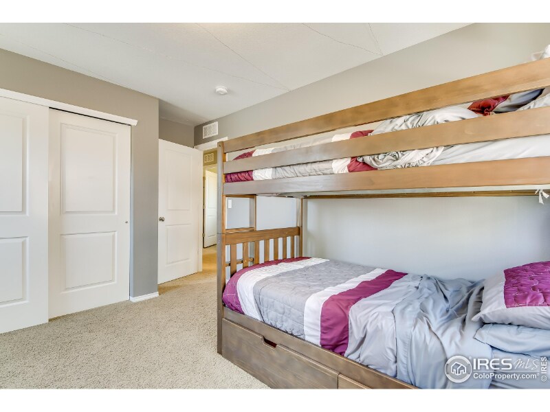 Building Photo - 347 Toronto St