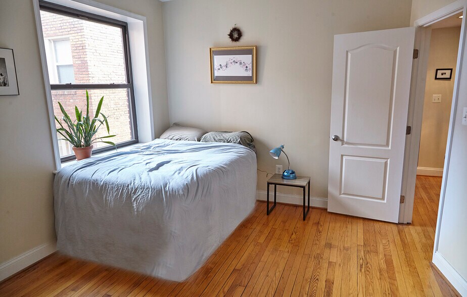 Building Photo - 5611 5th St NW