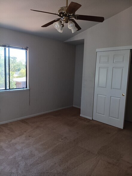 Master Bedroom - 1964 Windmill Cir