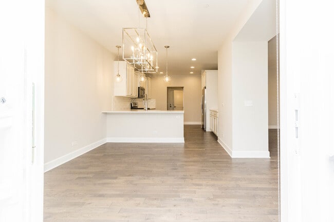 Building Photo - 10727 Clock Tower Dr