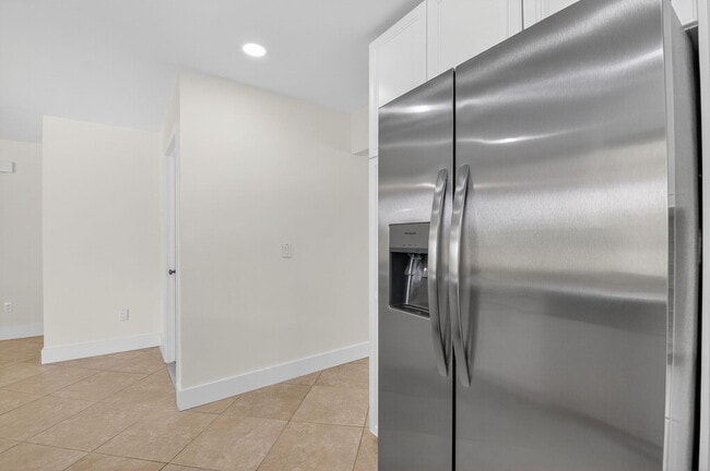 Building Photo - 22203 Aquila St