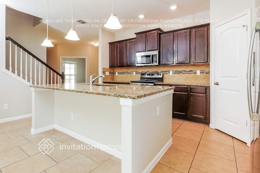 Building Photo - 10638 Gentle Fox Bay