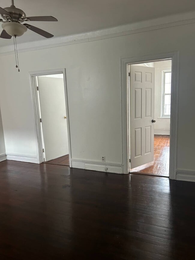 Building Photo - 4204 Avenue J