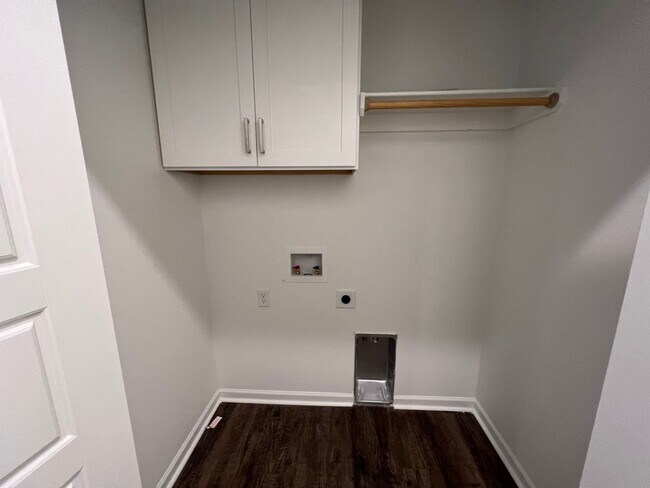 Building Photo - NEW 3 Bedroom Duplex in Duenweg, Missouri!