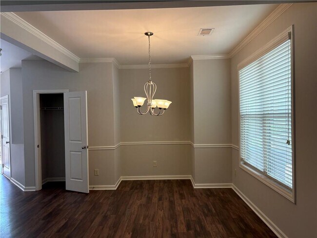 Building Photo - 5934 Watersdown Wy