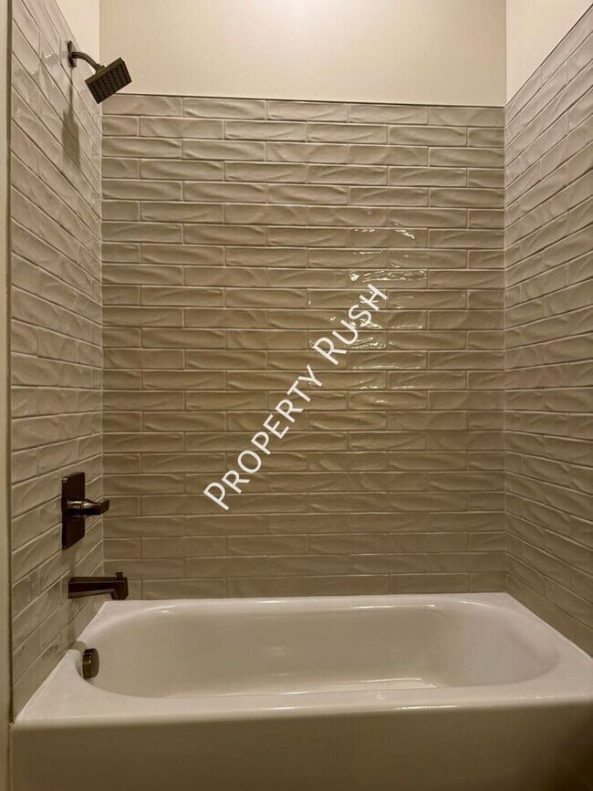 Building Photo - 1857 Zeta Way