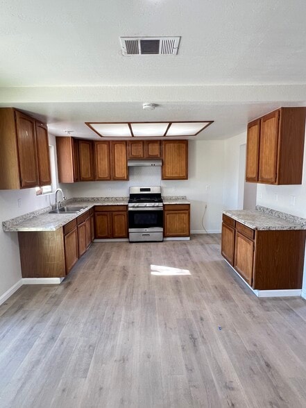 Kitchen - 6941 Hanford Ave
