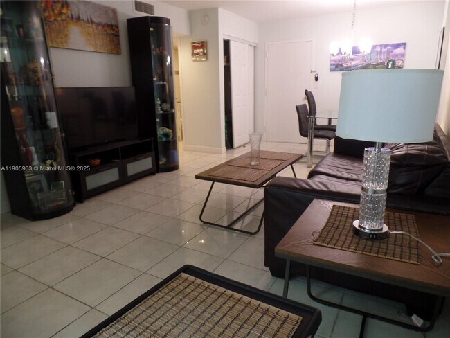 Building Photo - 210 172nd St