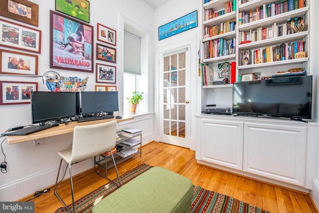 Building Photo - 1807 California St NW