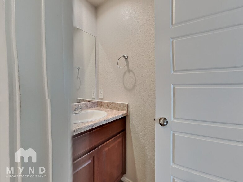 Building Photo - 3943 Turning Pine Edge