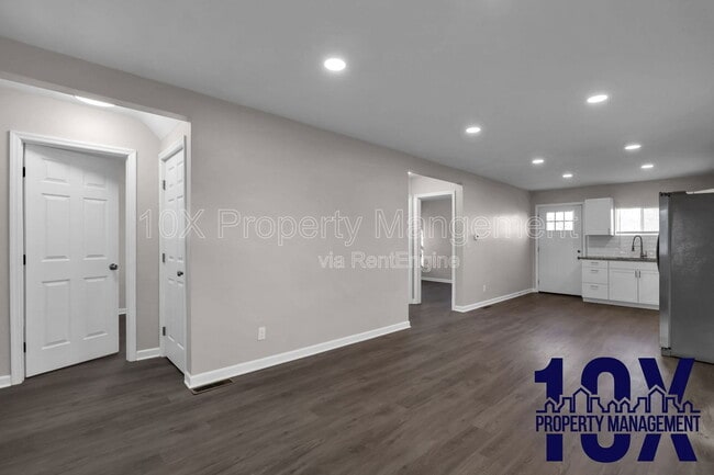 Building Photo - 2453 McGuffey Rd