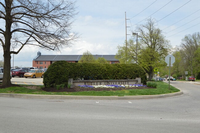 Building Photo - 4921 Graceland Ave