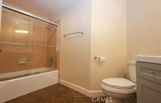 Building Photo - 100 Cliff Dr