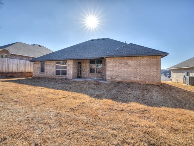 Building Photo - Brand New Home in Azalea Farms!