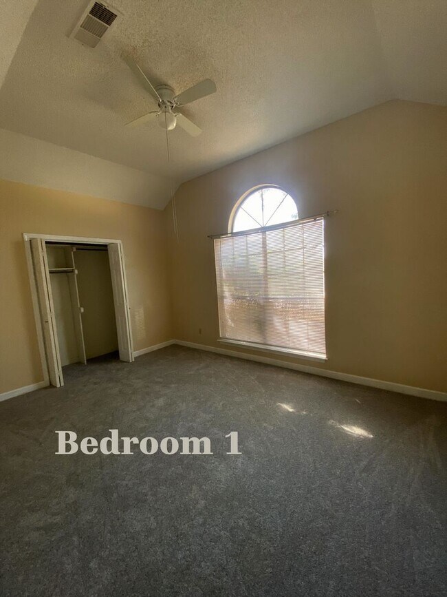 Building Photo - 4502 Pennpointe Pl