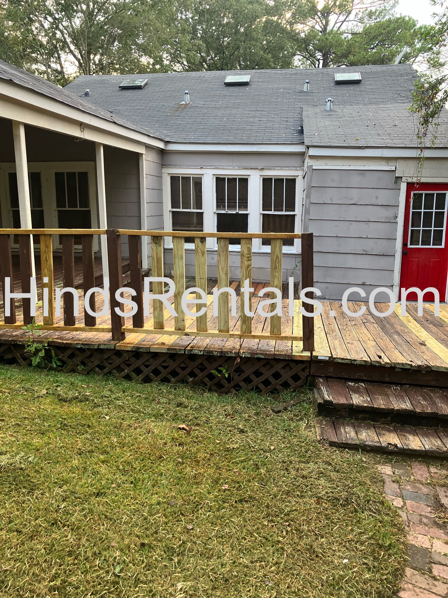 Building Photo - 1110 Quinn St