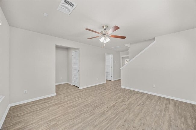 Building Photo - Sorrento Free Standing Home/Condominium - ...
