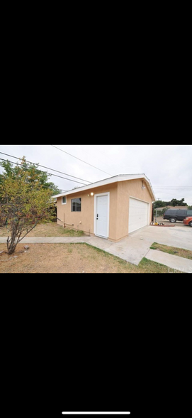 Building Photo - 817 E G St