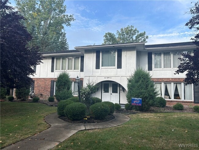 Primary Photo - 186 Peppertree Dr