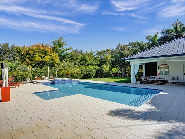 Building Photo - 14321 Jockey Cir