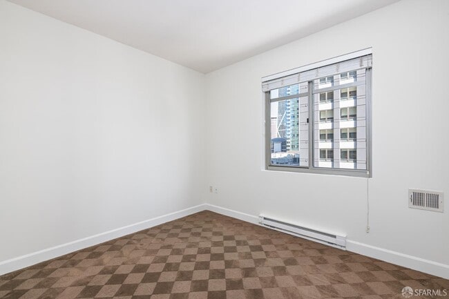 Building Photo - 246 2nd St